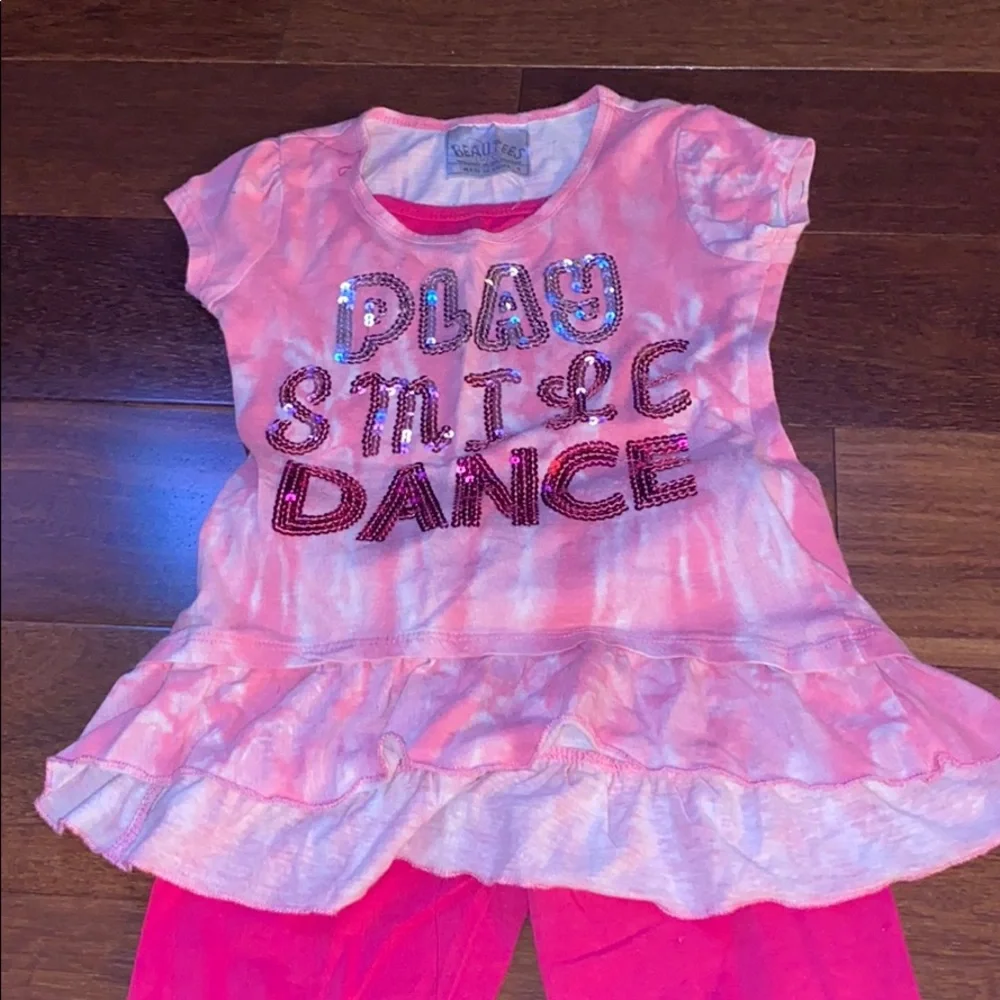 Beautees girls size 5 tunic and leggings guc